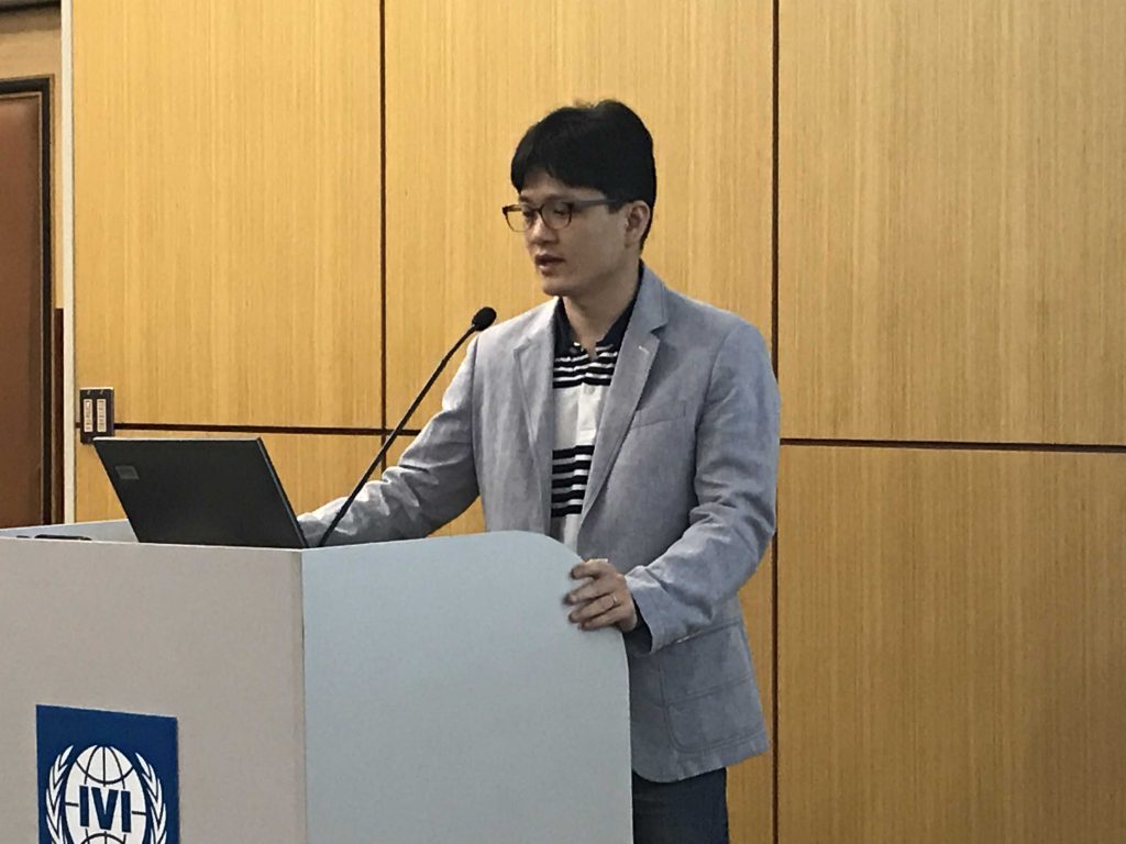 KRIBB scientist Dr. Doo-Jin Kim shares his research findings in influenza vaccines at IVI Seminar