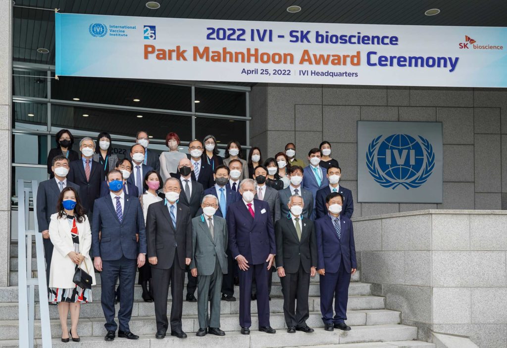 ‘IVI-SK바이오사이언스 박만훈 상’ 시상식 개최, 토레 고달 박사, 드류 와이즈만 및 카탈린 카리코 교수에 시상