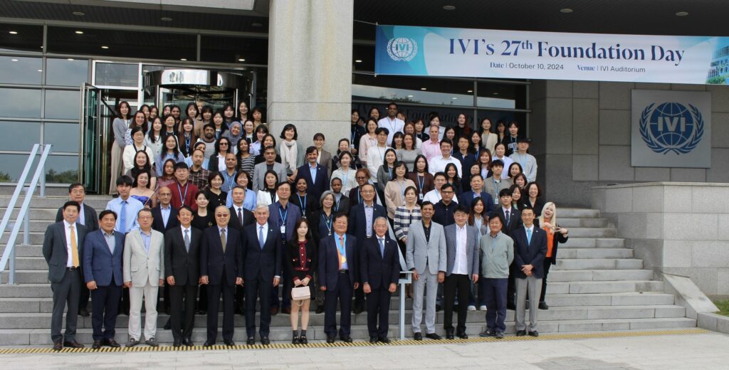 IVI honors Dr. Frank Hartvelt and Prof. Sang Chul Park with 2024 Founders Medal on 27th anniversary