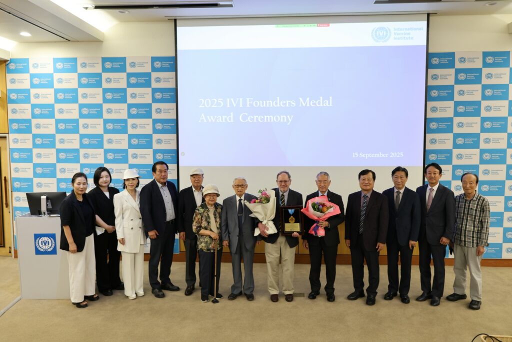 2025 Founders Medal Photo 2 (group)